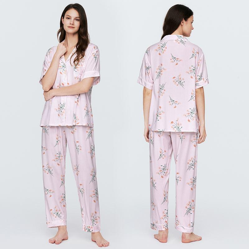 Odm Luxury Women's Loungewear Lapel Short Pajamas Printed Silk Women's Nightwear