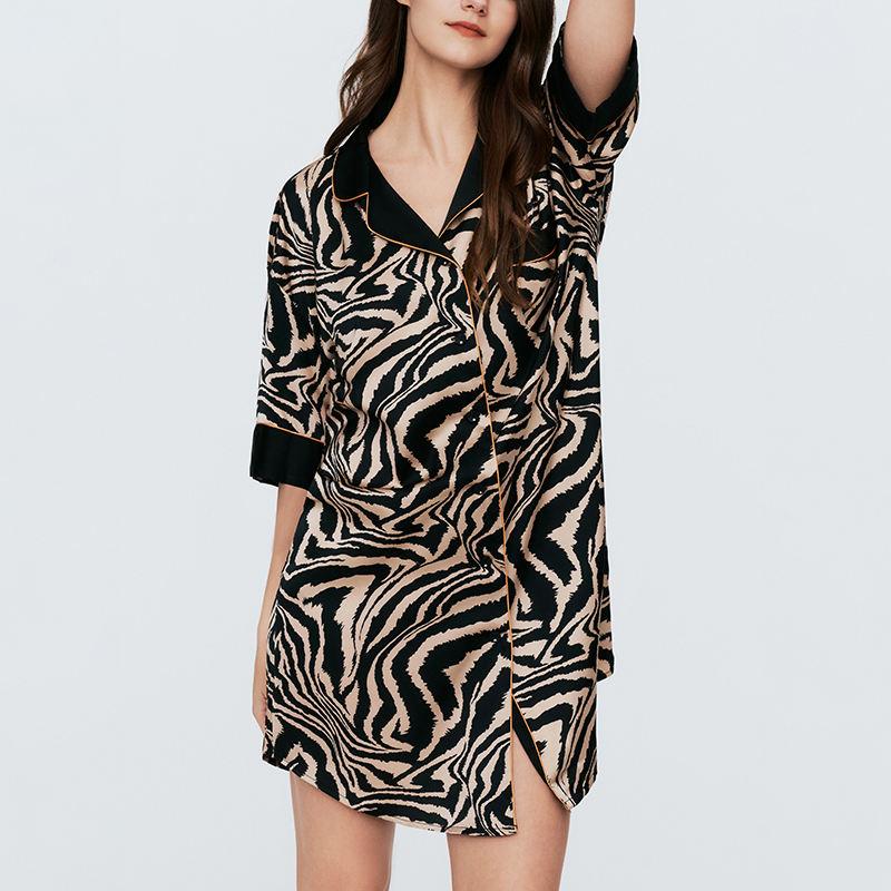 Premium Sense Zebra Print Style Sexy Robe Women's Short-Sleeved Thin Striped Loungewear Can Be Worn Outside The