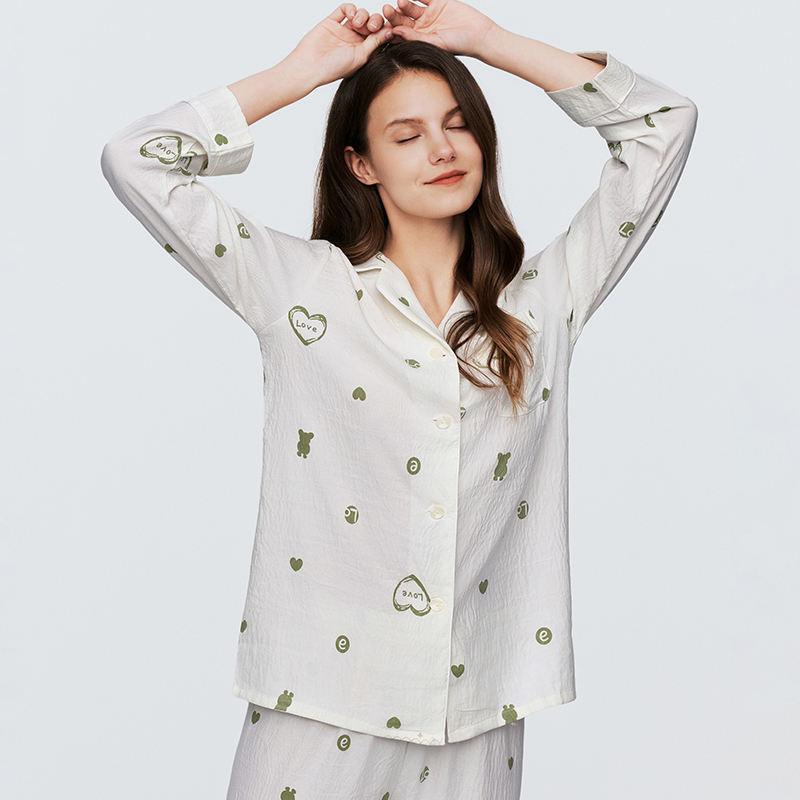 Hot Sale Classic Daily Cardigan Autumn & Winter Loungewear Premium Quilted Printed Women's Pajamas